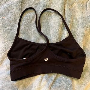SIZE 2 LULULEMON SPORTS BRA
